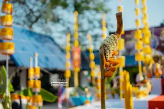 รายละเอียดดอกไม้และเครื่องประกอบพิธีบวงสรวง